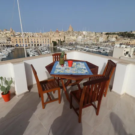 Sengleana - Scenic Waterfront House, With Lift Nyaraló Senglea